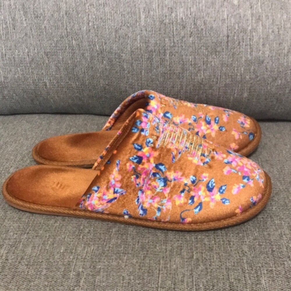 Savage Fenty by Rihanna Luxe Velvet Floral Slippers